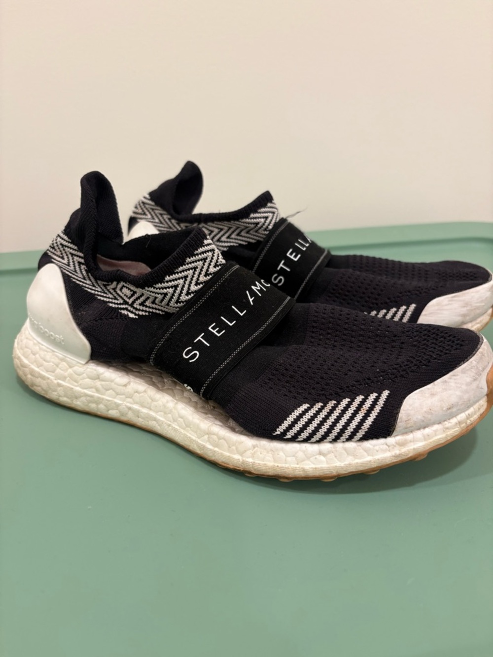 Stella McCartney Adidas Black and White Slip-On Knit Sneakers Women’s 6 - Picture 2 of 4
